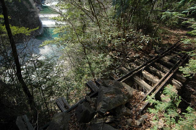 �����X�ыO���u�������싴���[�����򋴗��v